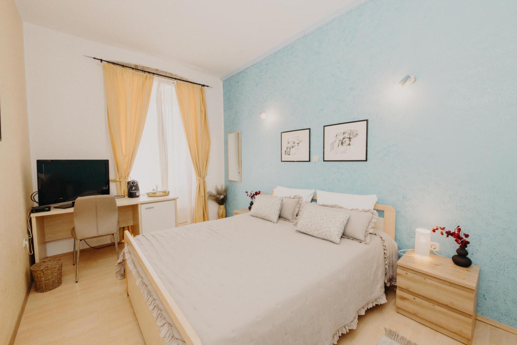 And Rossella 2 Apartament