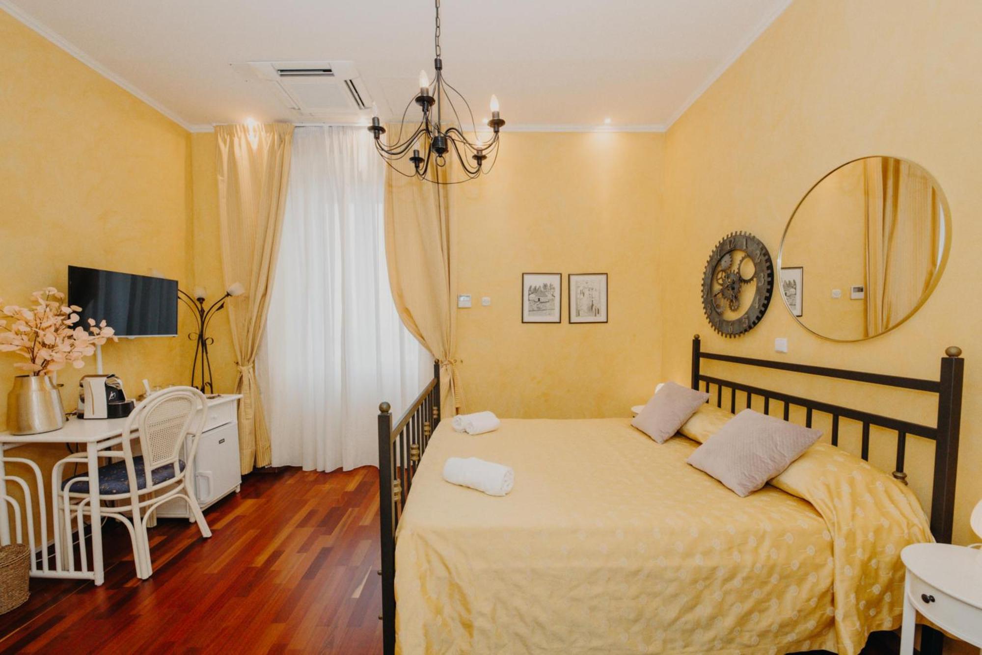 Apartament And Rossella 2