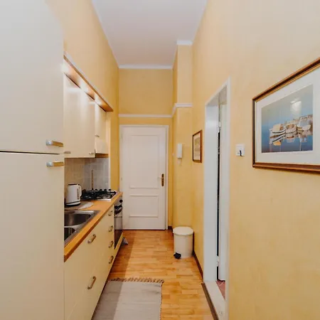 Rooms And Studios Villa Rossella 2 Rovinj Kültér fotó